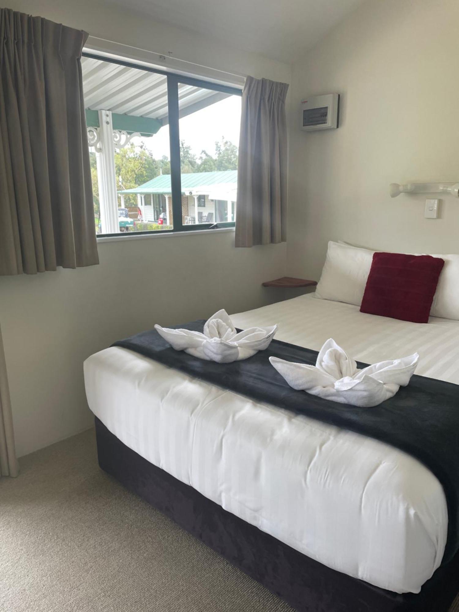 Waitomo Top 10 Holiday Park Уайтомо Кейвс Екстериор снимка