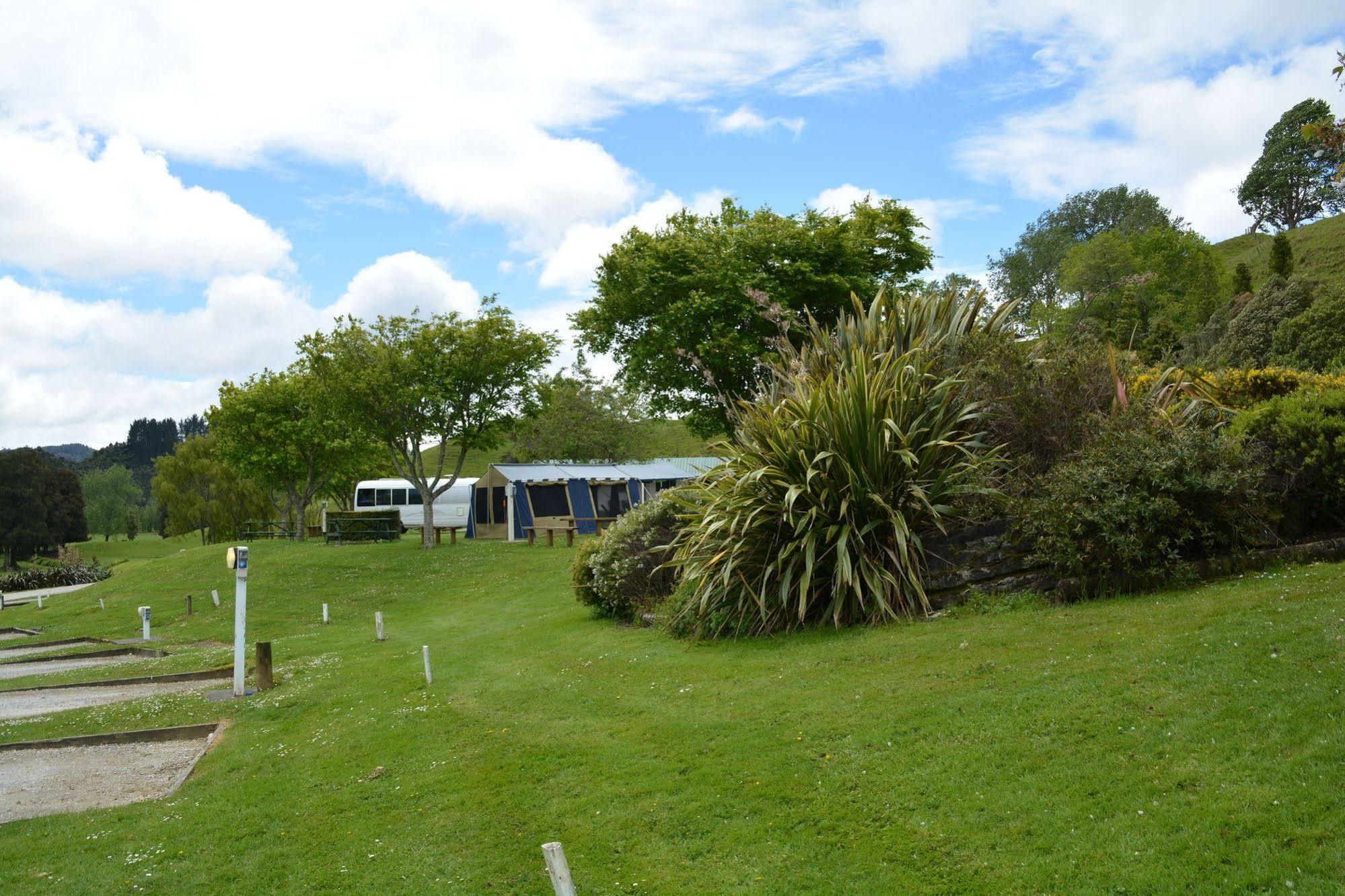 Waitomo Top 10 Holiday Park Уайтомо Кейвс Екстериор снимка