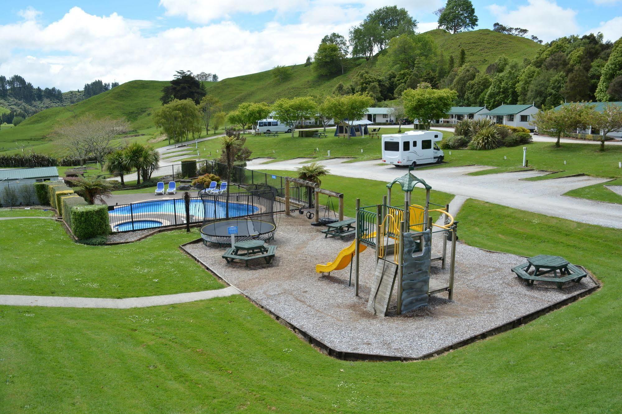 Waitomo Top 10 Holiday Park Уайтомо Кейвс Екстериор снимка
